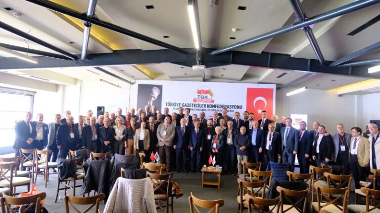 TÜRKİYE GAZETECİLER KONFEDERASYONU KOCAELİ SONUÇ BİLDİRGESİNİ AÇIKLADI