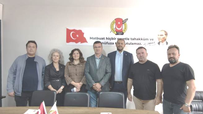 İYİ PARTİLİLER, EDİRNE GAZETECİLER DERNEĞİ’NİN SORUNLARINI DİNLEDİ