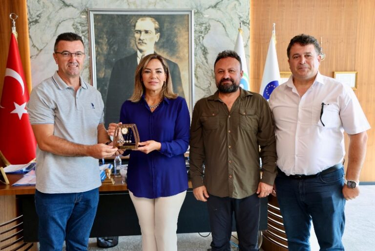 EDİRNE GAZETECİLER DERNEĞİ’NDEN TEKİRDAĞ BÜYÜKŞEHİR BELEDİYESİ’NE ANLAMLI ZİYARET